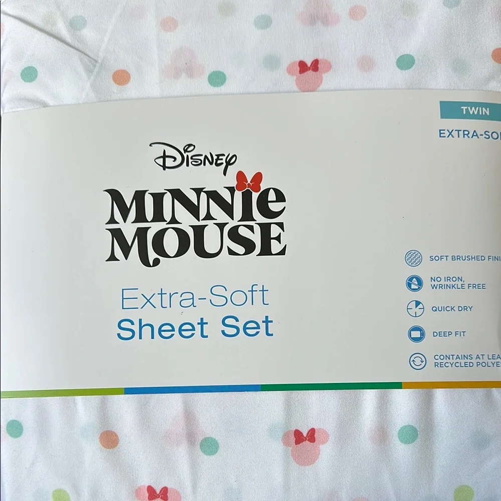 Disney Minnie Mouse Extra-Soft Sheet Set - White with Multicolor Dots - Picture 1 of 5